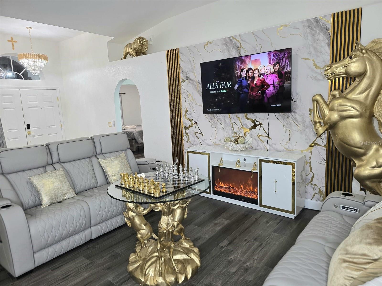 Image 14 of 36 For 24921 Ravello Street