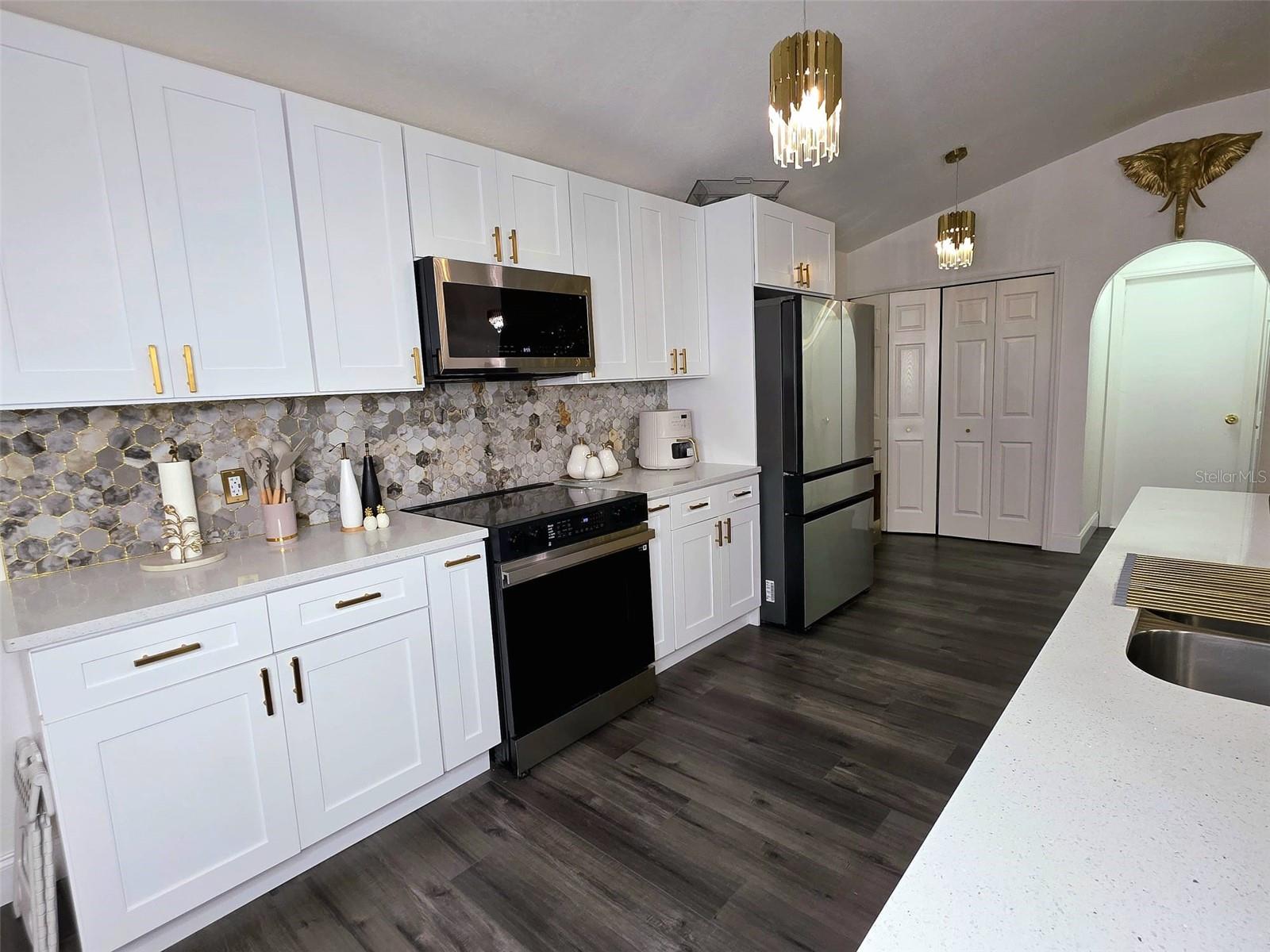 Image 15 of 36 For 24921 Ravello Street