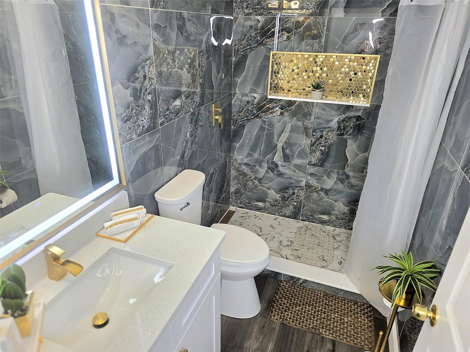 Image 16 of 36 For 24921 Ravello Street