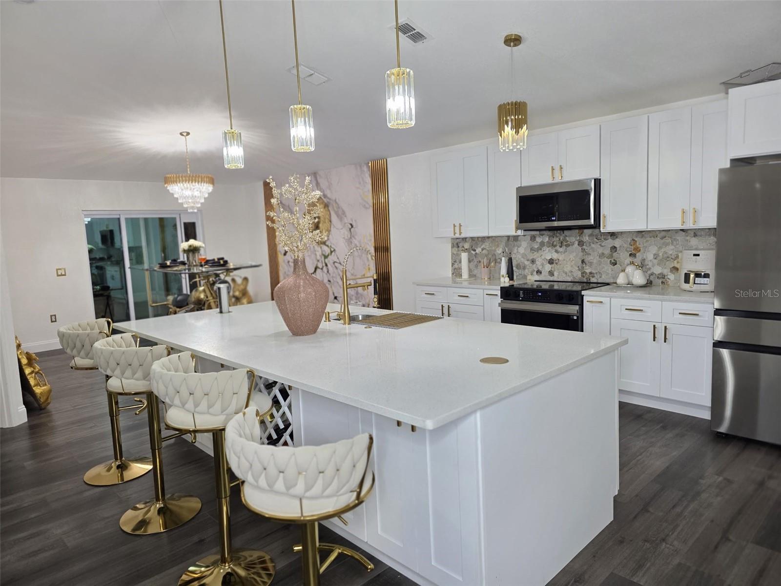 Image 19 of 36 For 24921 Ravello Street