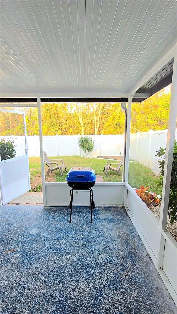 Image 24 of 36 For 24921 Ravello Street