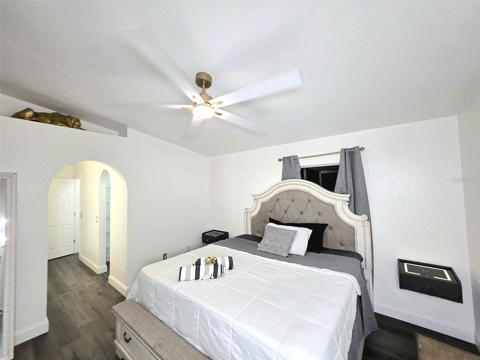 Image 8 of 36 For 24921 Ravello Street