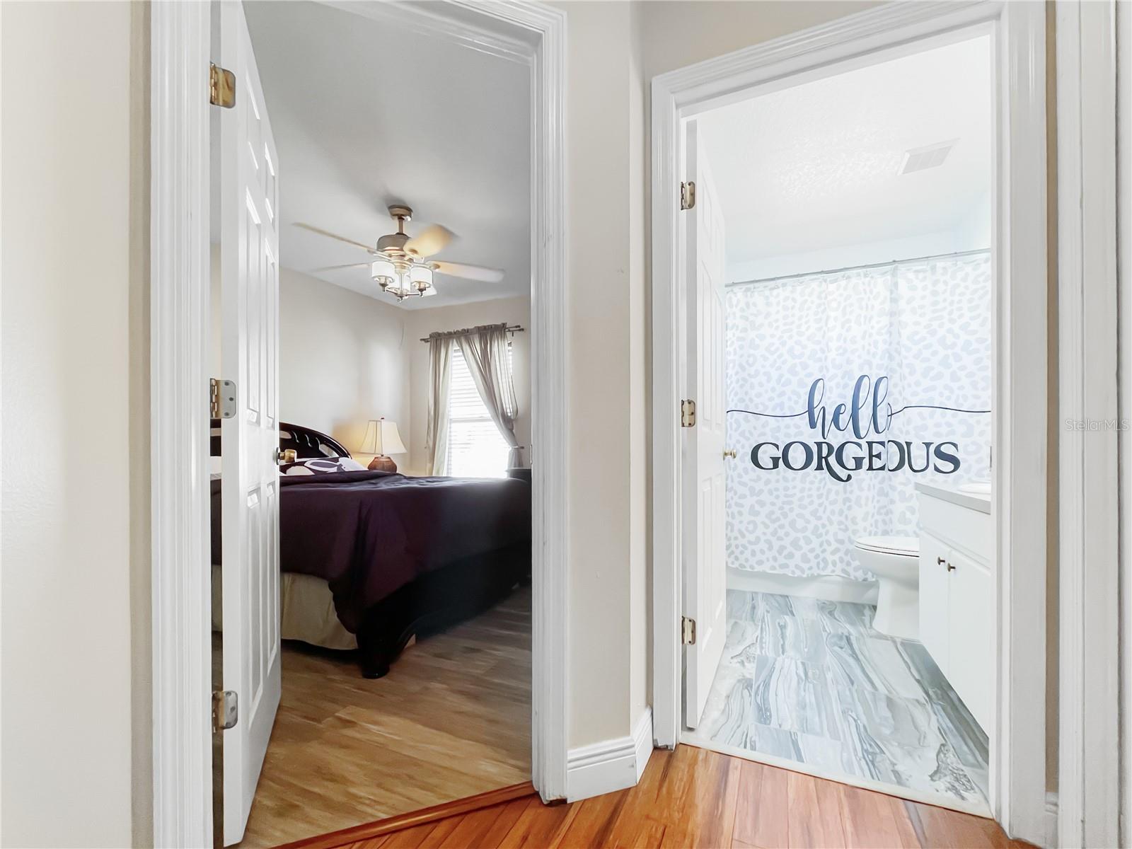 Listing photo id 35 for 1950 Folkstone Place