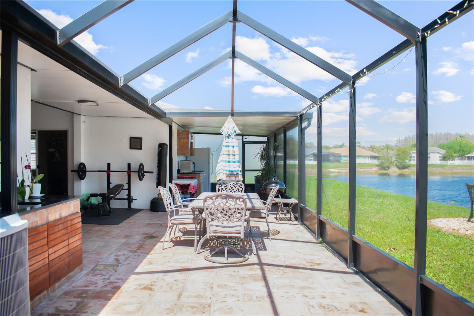 Listing photo id 44 for 1950 Folkstone Place