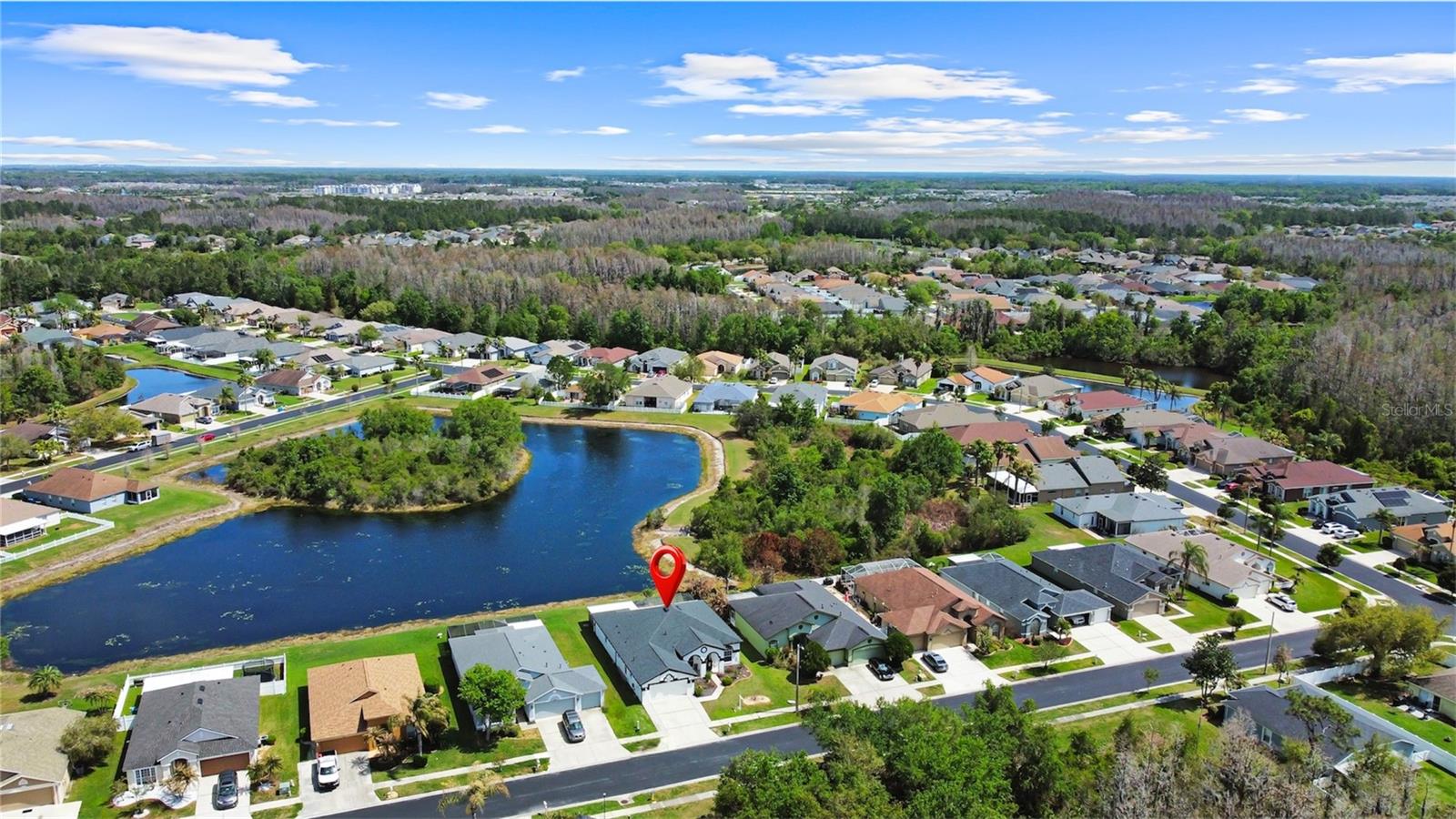 Listing photo id 50 for 1950 Folkstone Place