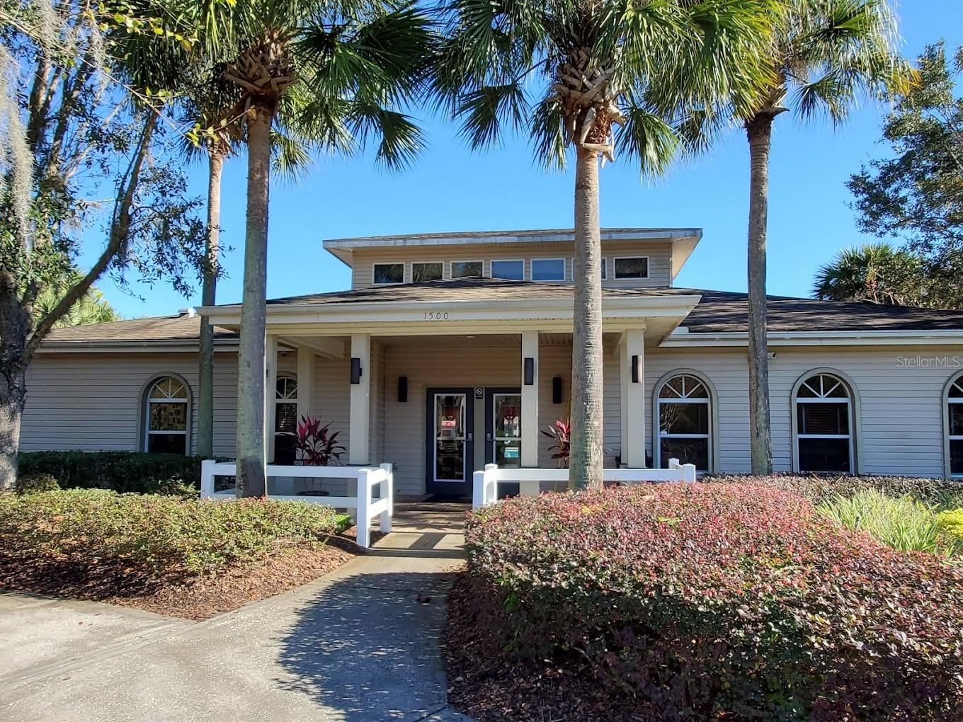 Listing photo id 56 for 1950 Folkstone Place