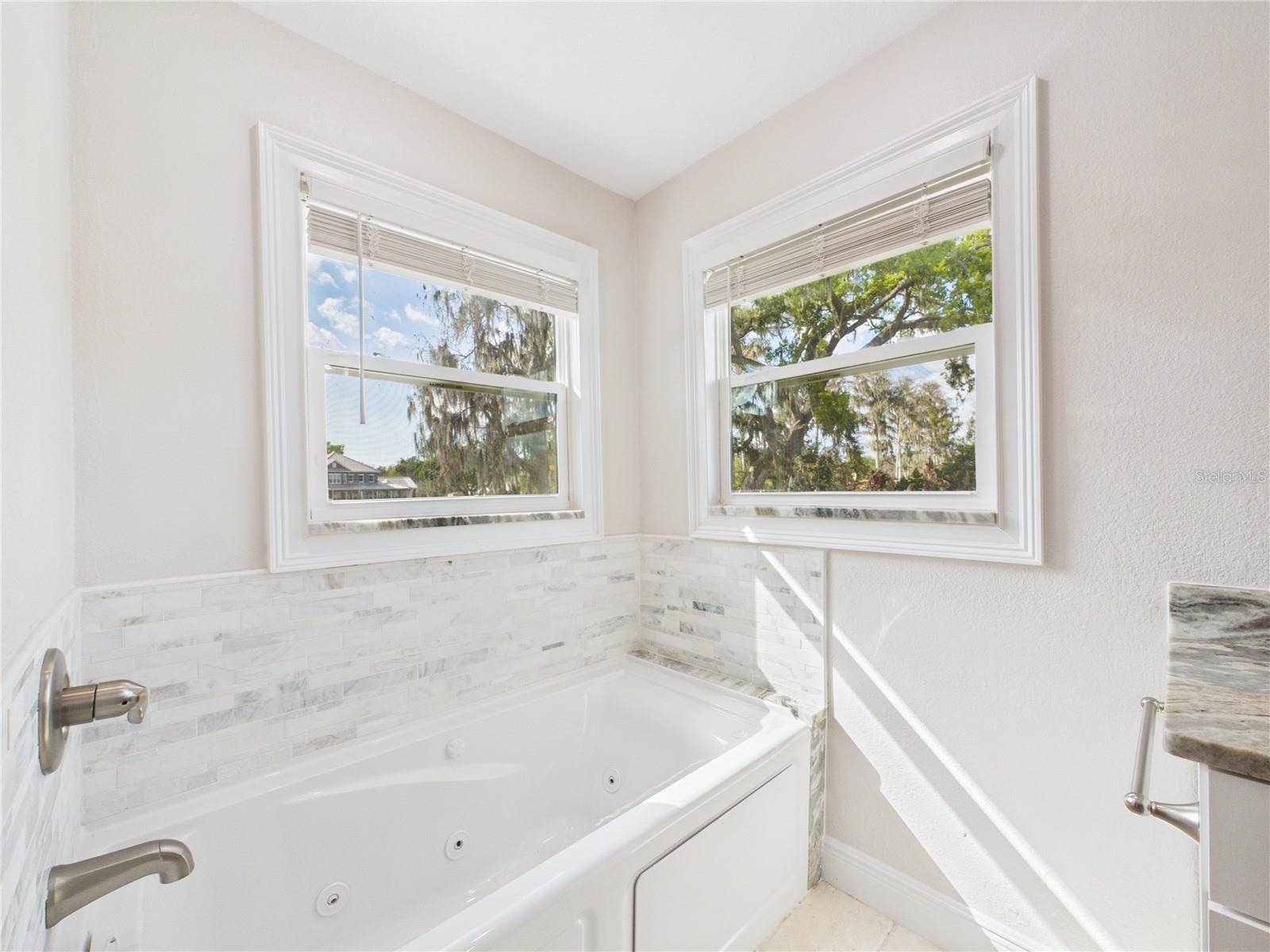 Image 12 of 60 For 11202 Winn Road