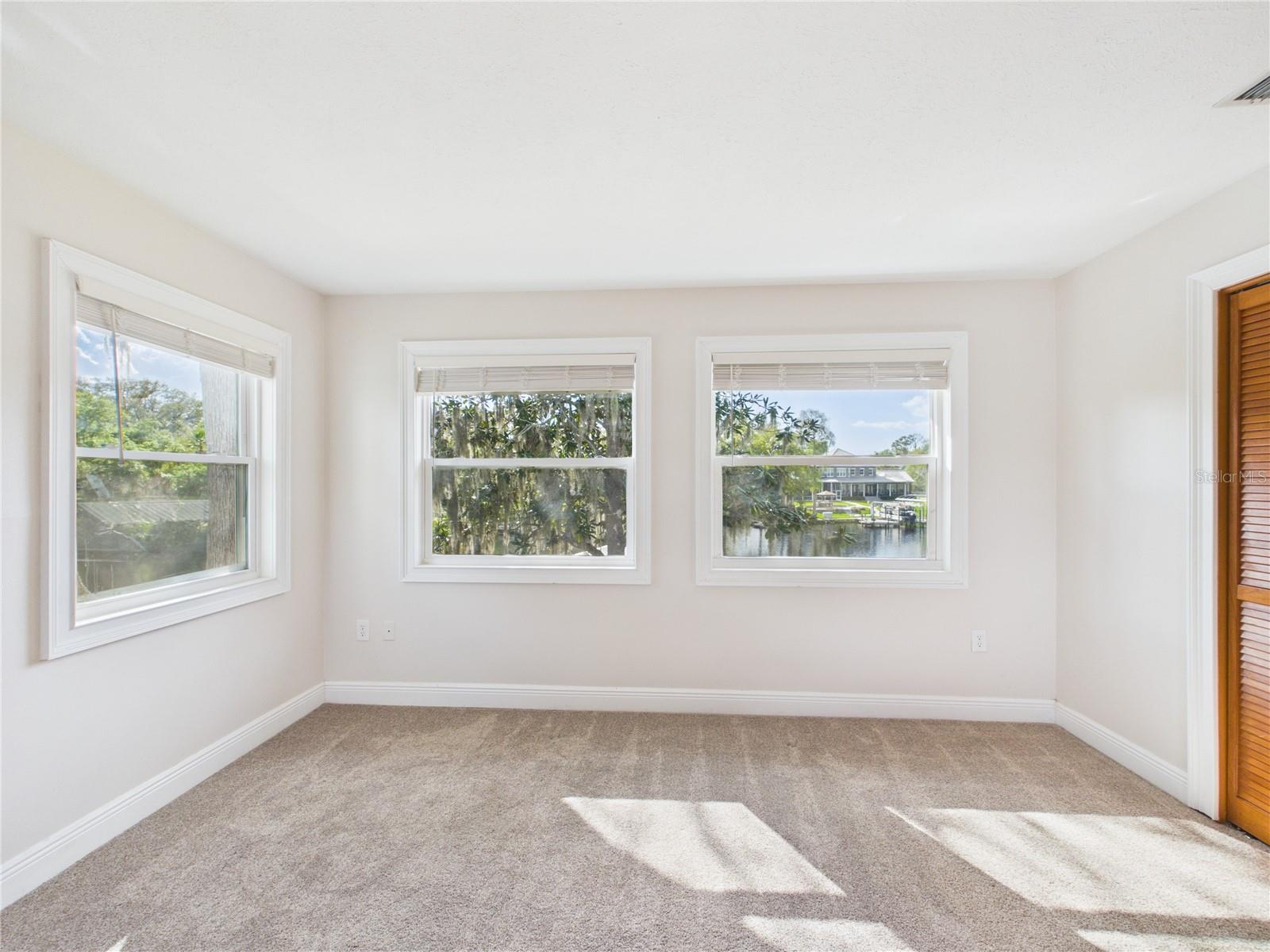 Image 16 of 60 For 11202 Winn Road