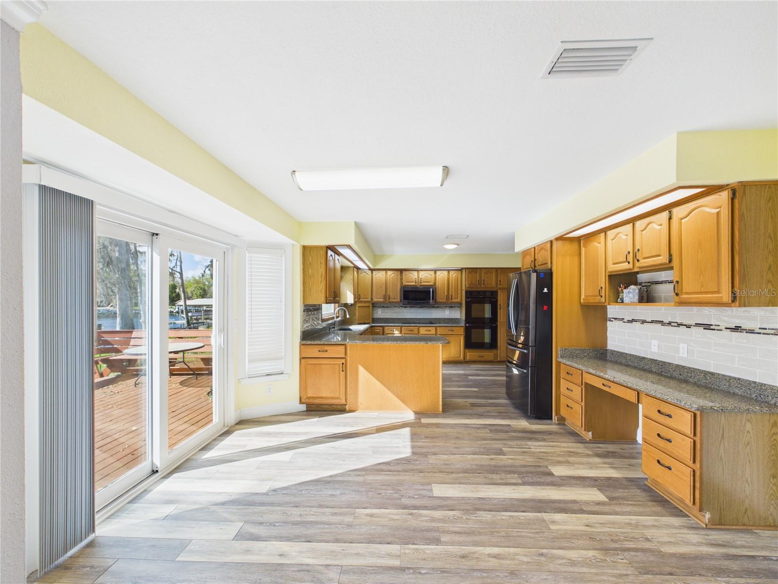 Image 29 of 60 For 11202 Winn Road