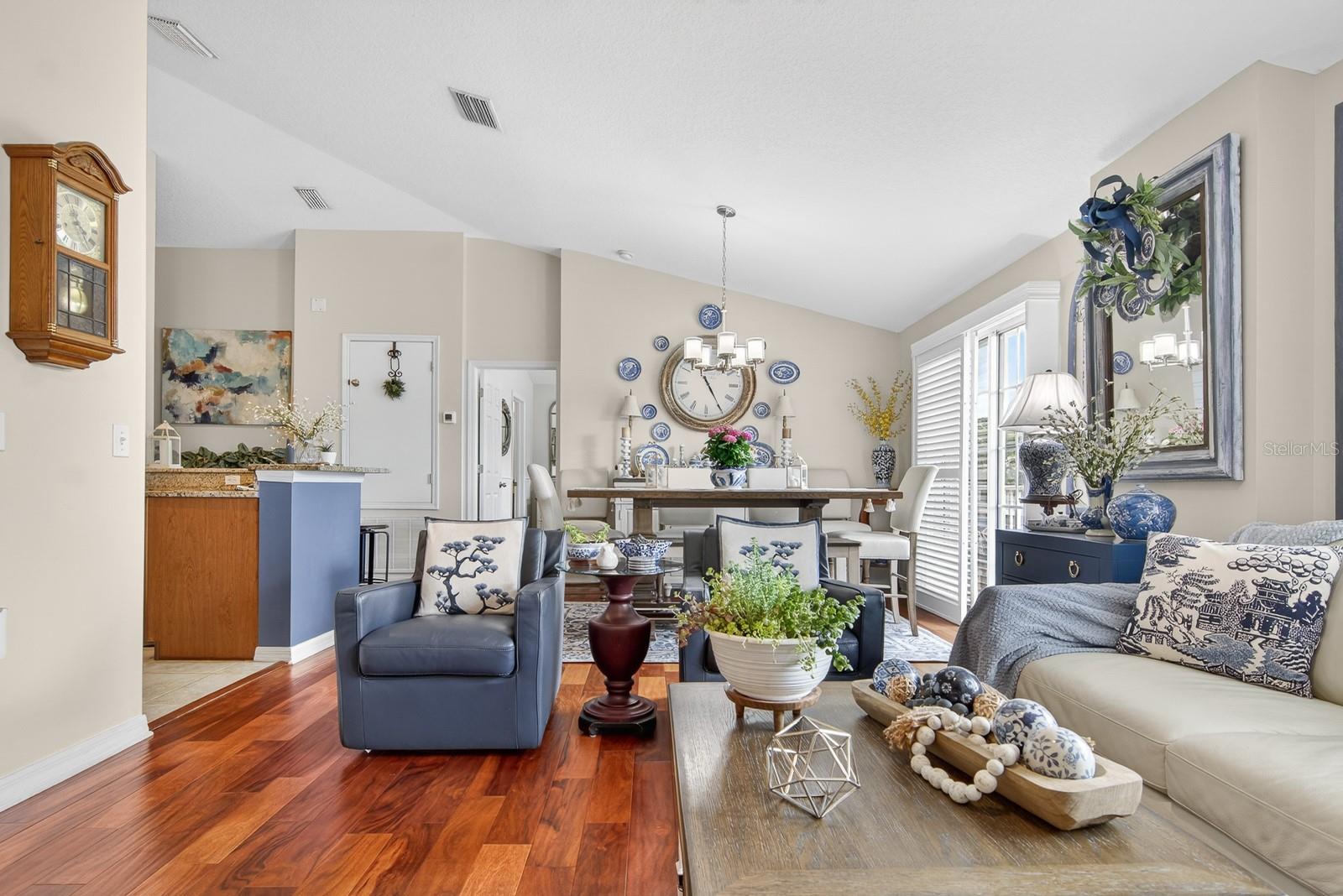 Image 10 of 29 For 8447 Shallow Creek Court