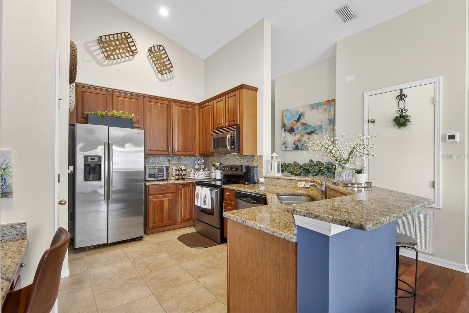 Image 13 of 29 For 8447 Shallow Creek Court