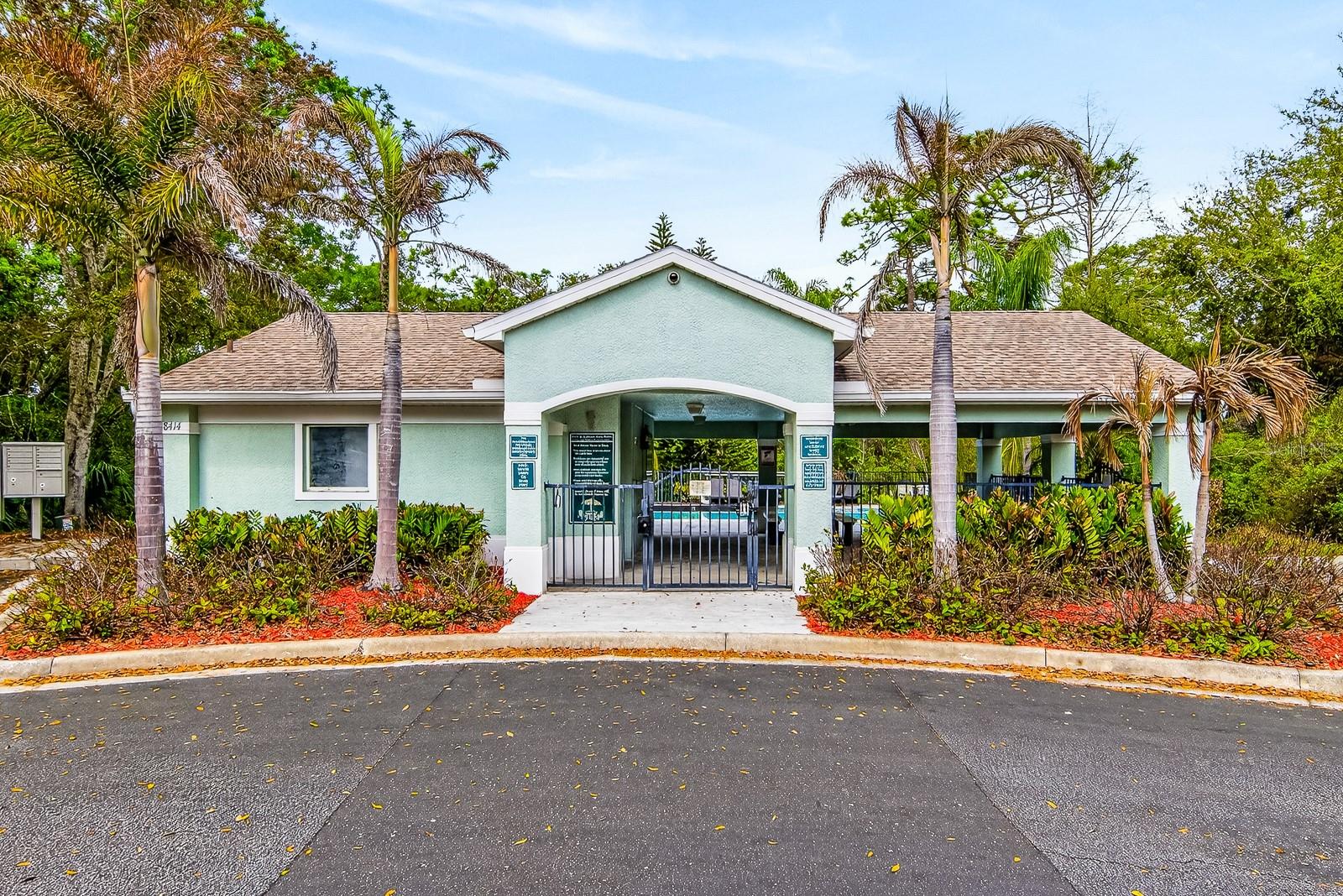 Image 26 of 29 For 8447 Shallow Creek Court