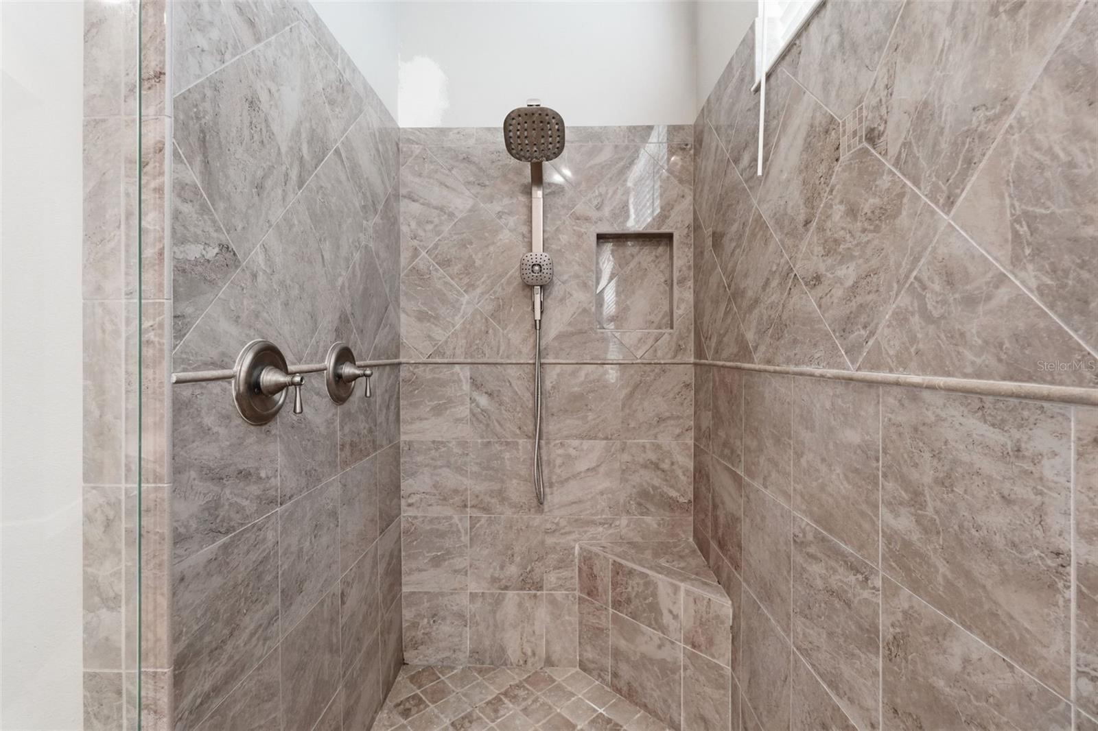 Image 52 of 85 For 1501 Amarone Place