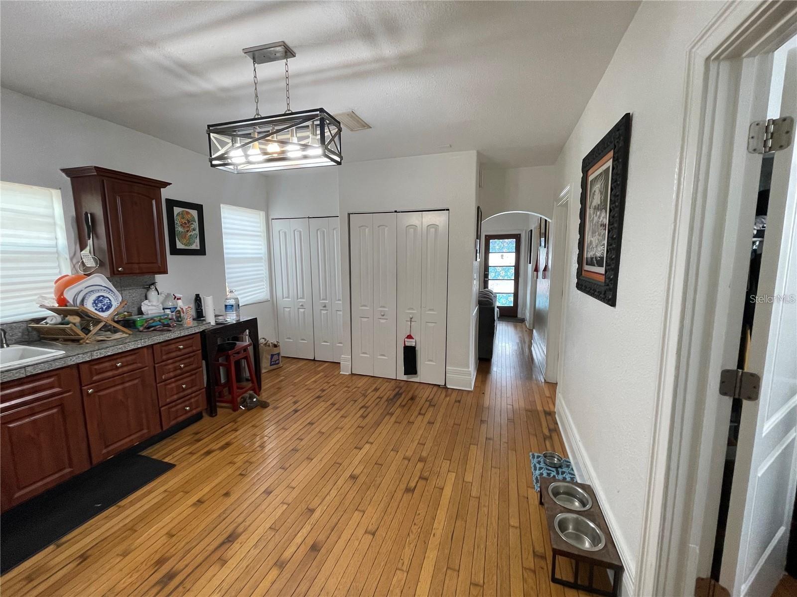 Image 5 of 13 For 2312 9th Avenue