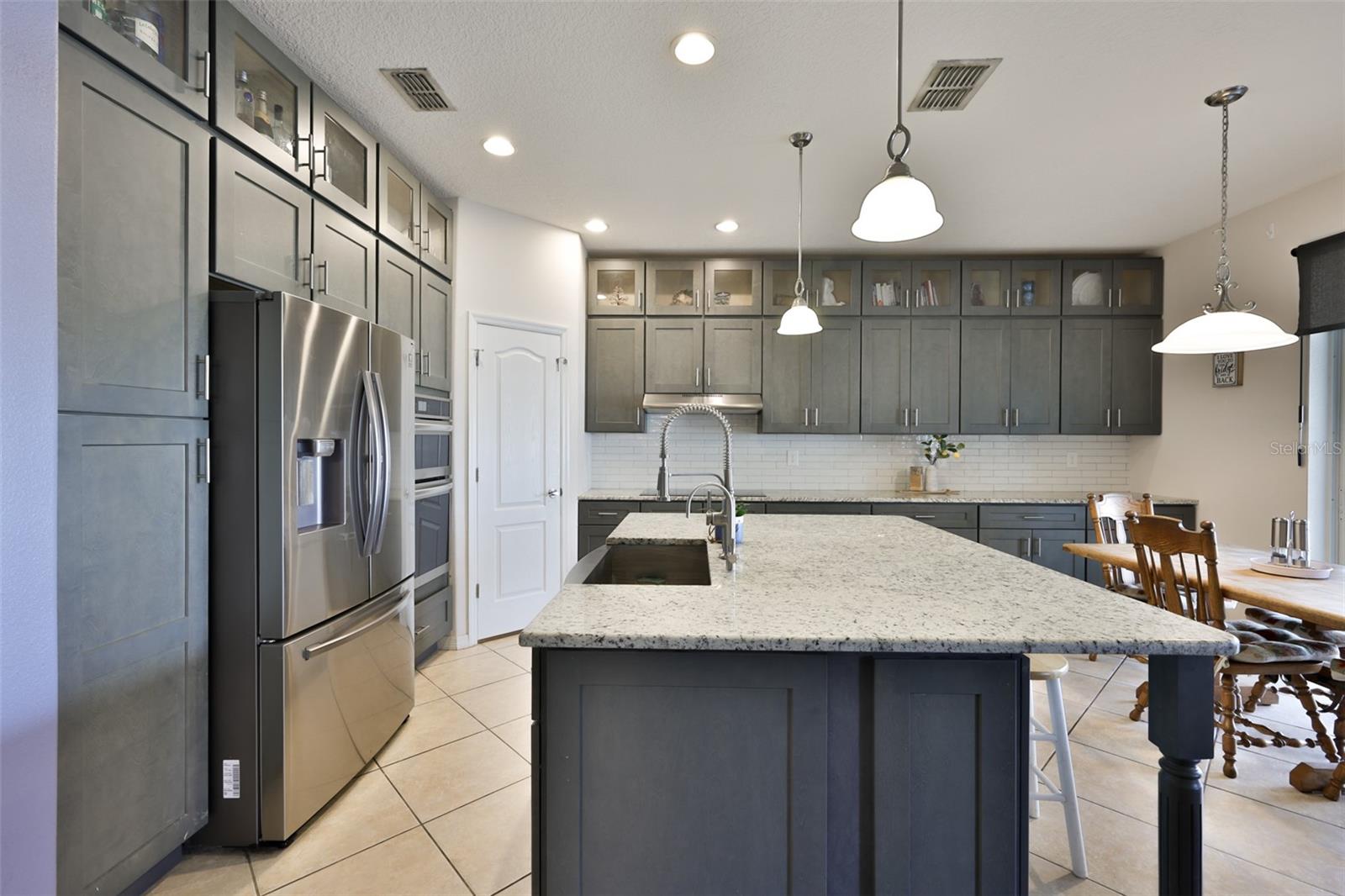 Image 4 of 28 For 10335 Summer Azure Drive