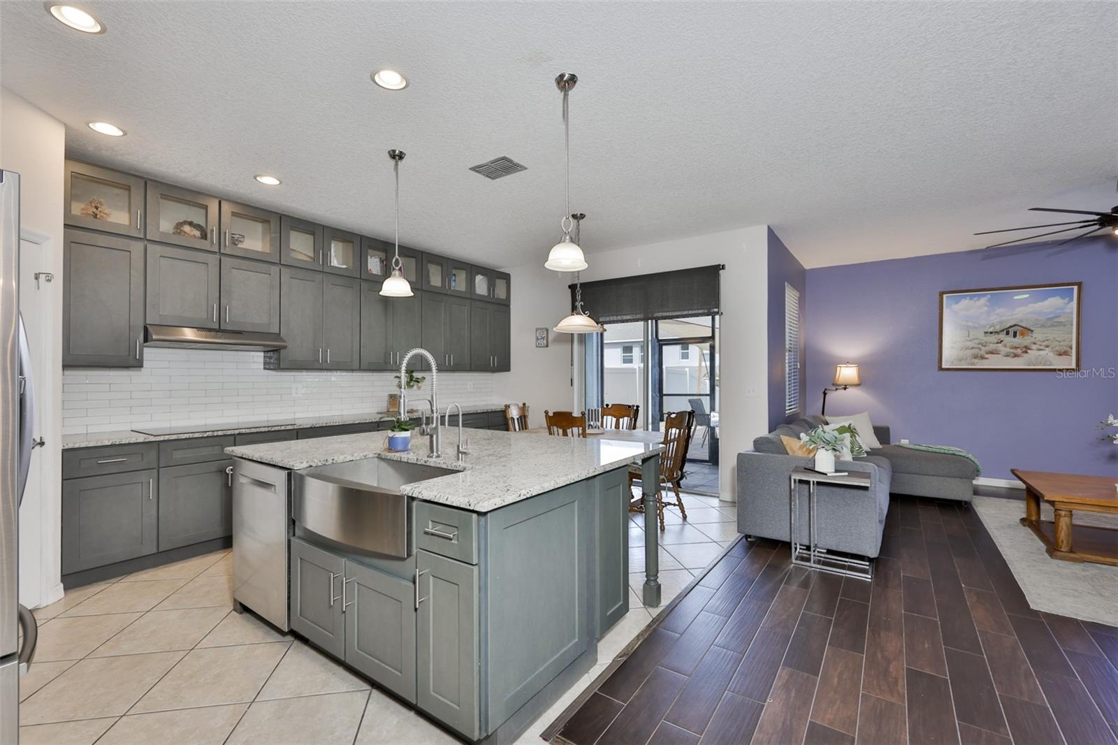 Image 6 of 28 For 10335 Summer Azure Drive