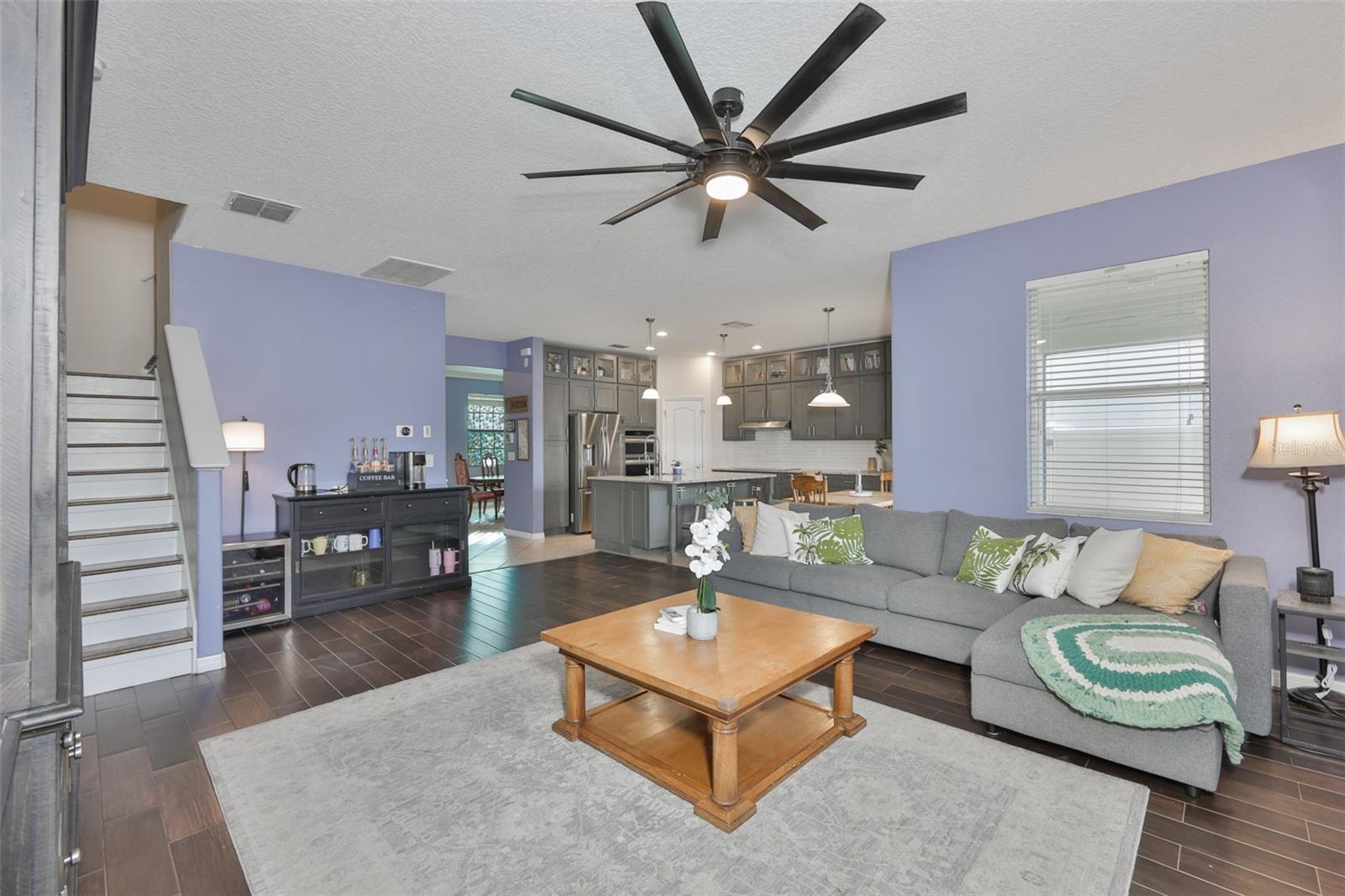 Image 8 of 28 For 10335 Summer Azure Drive