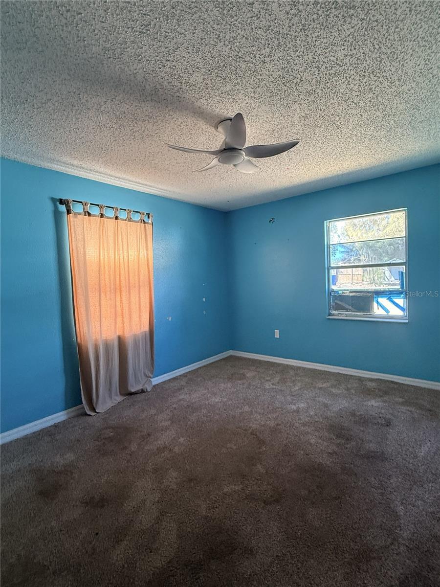 Image 19 of 27 For 136 Myrtle Avenue