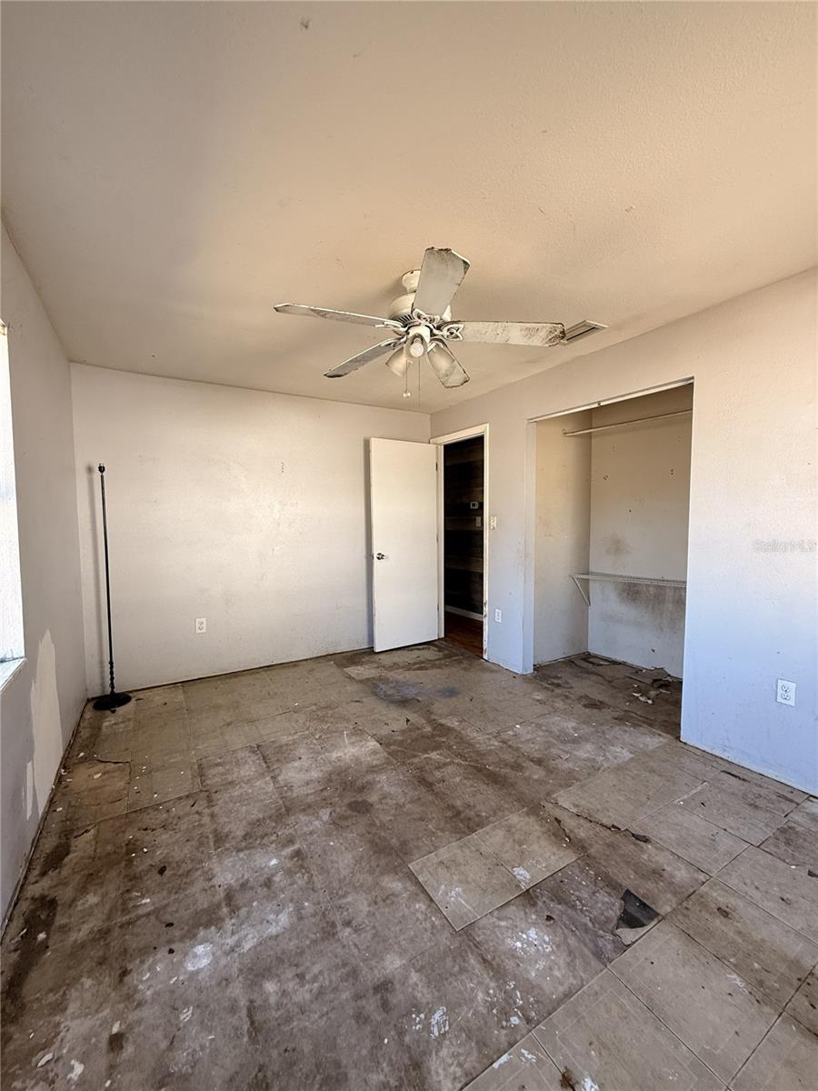 Image 8 of 27 For 136 Myrtle Avenue