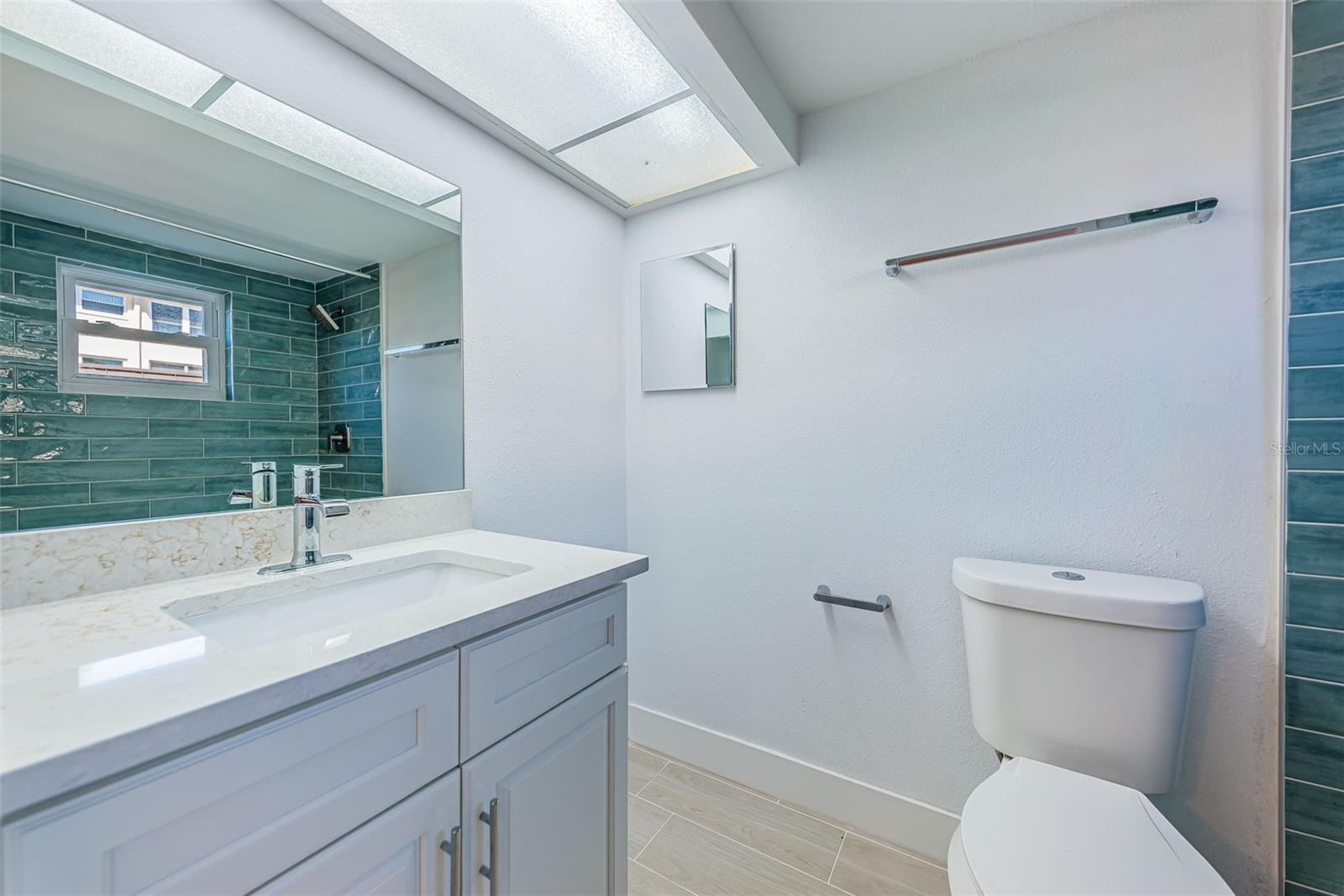 Image 26 of 58 For 4700 Cove Circle 110