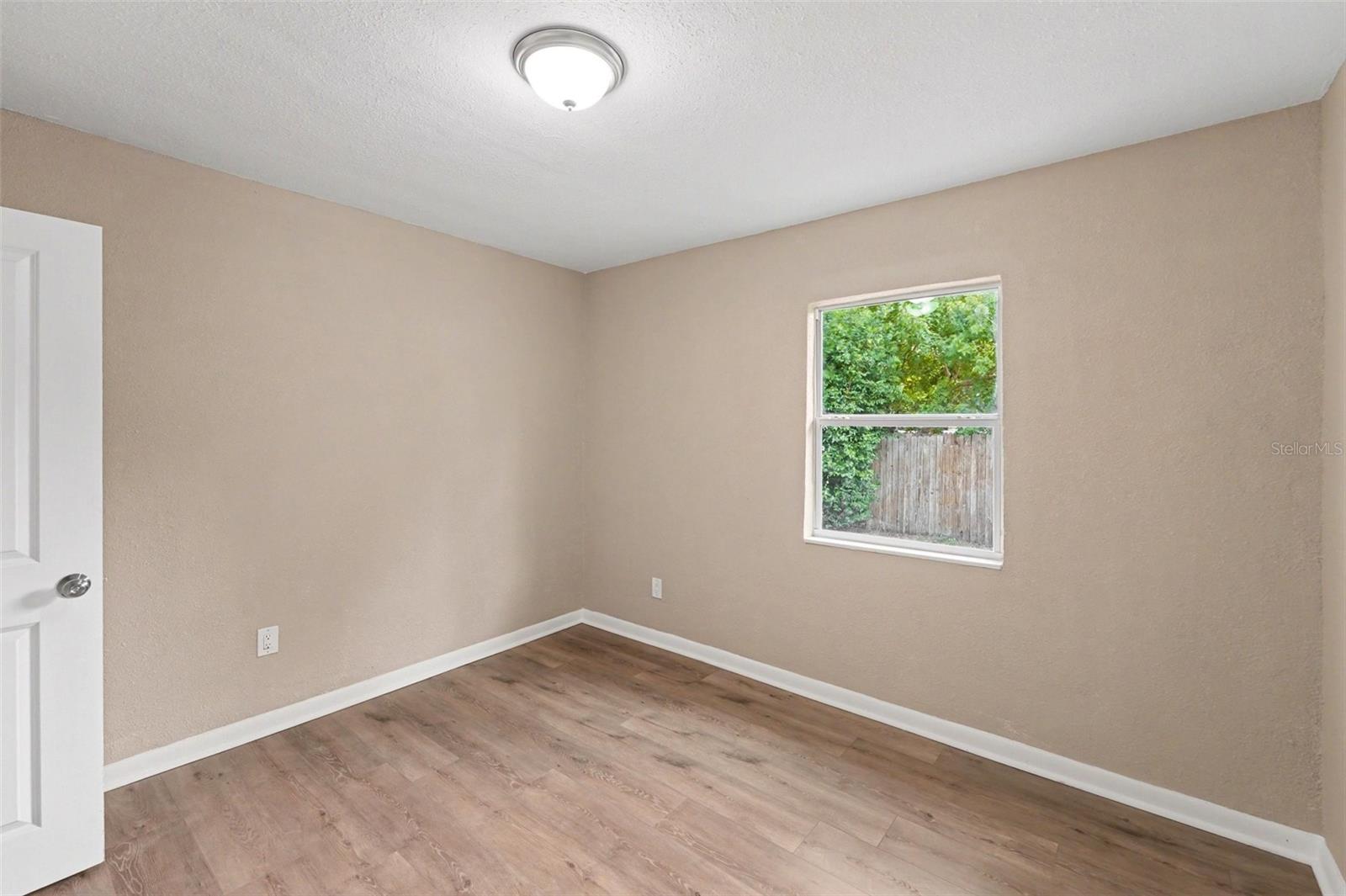 Image 11 of 25 For 1125 Engman Street