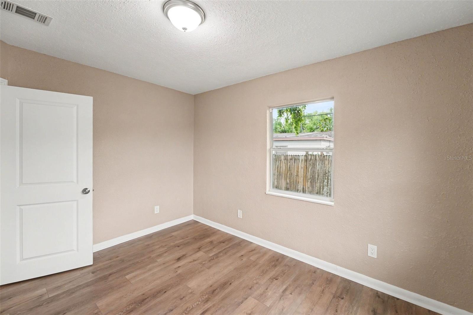 Image 12 of 25 For 1125 Engman Street