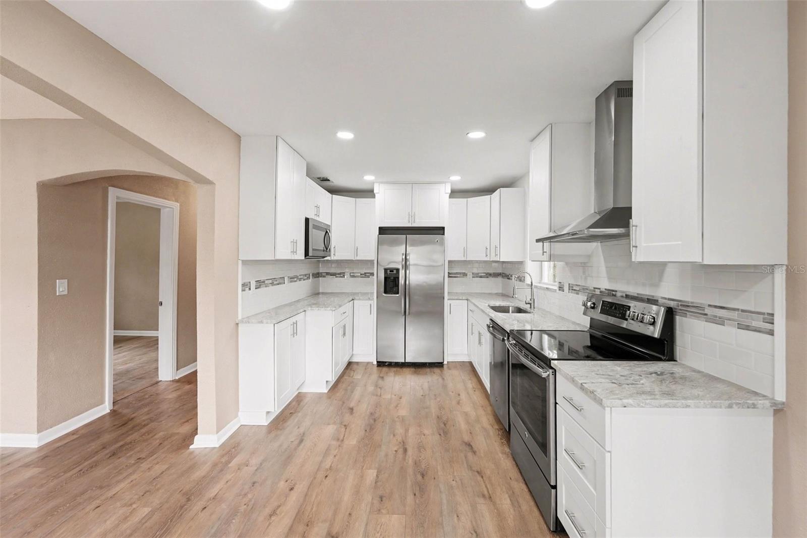 Image 7 of 25 For 1125 Engman Street