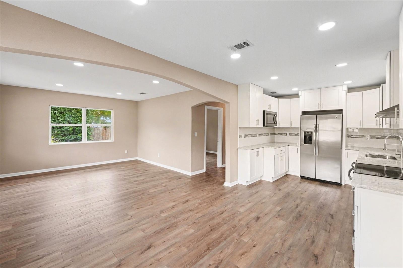 Image 8 of 25 For 1125 Engman Street