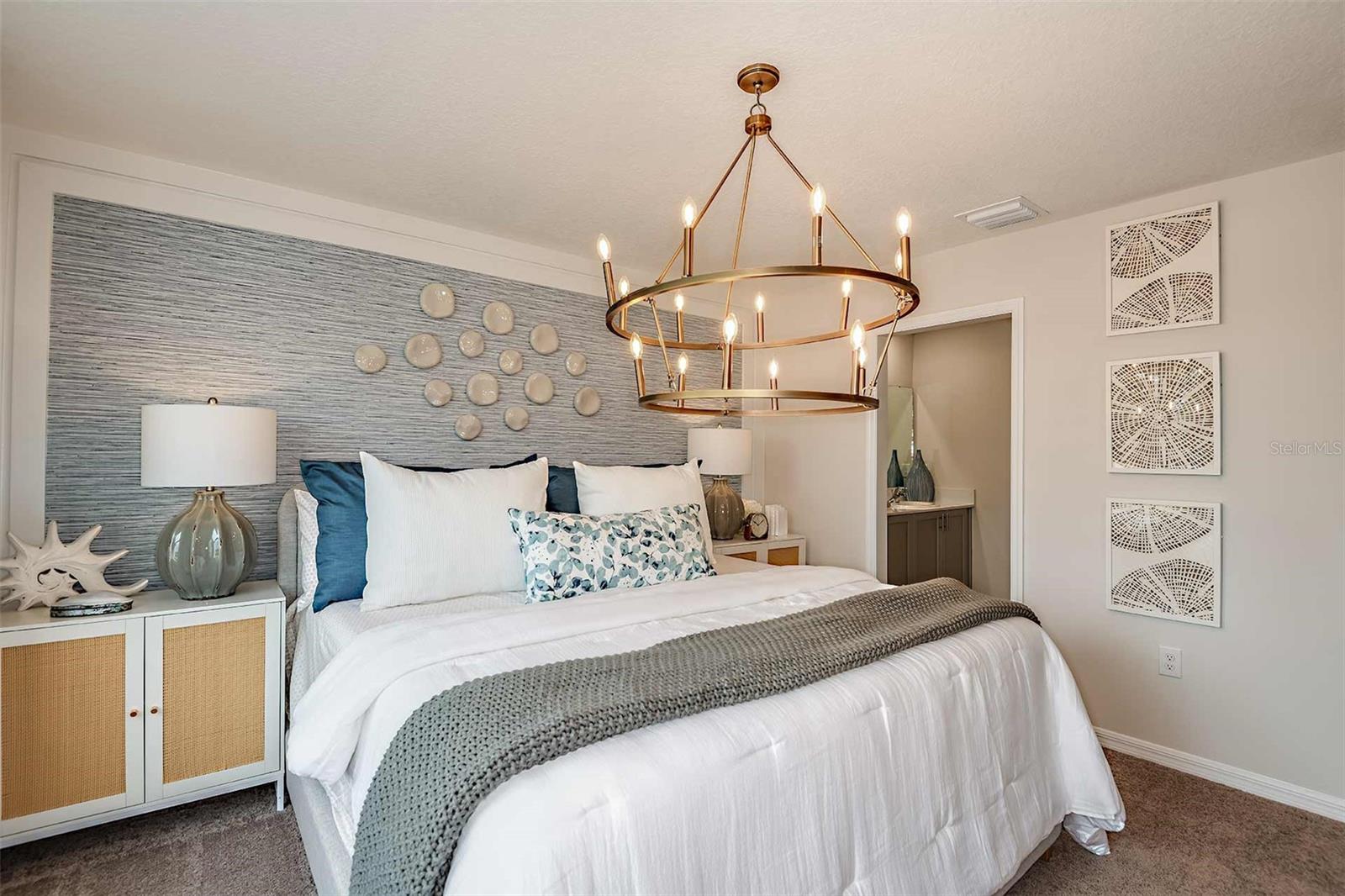 Image 15 of 31 For 4176 Hummock Place