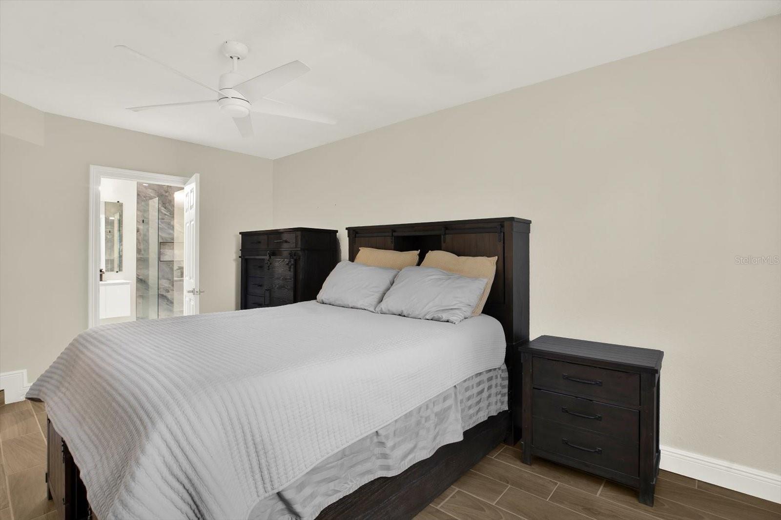 Image 10 of 23 For 1910 Wilder Avenue