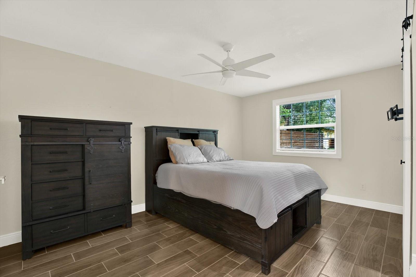 Image 8 of 23 For 1910 Wilder Avenue