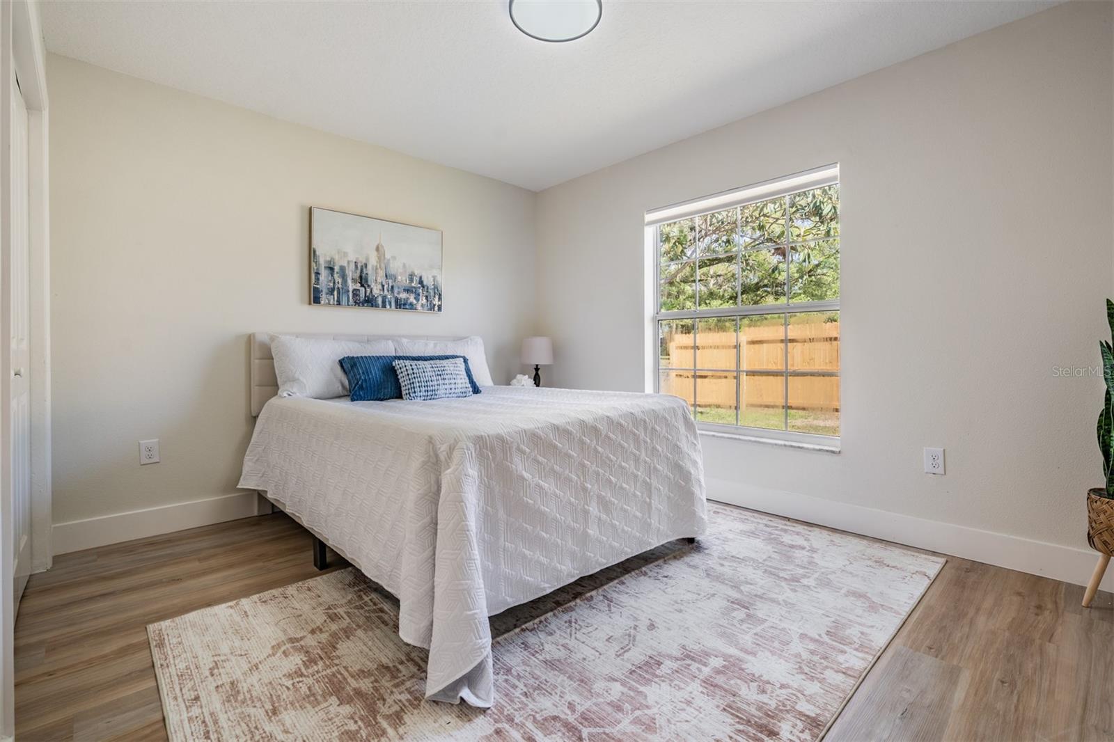 Image 18 of 32 For 15316 17th Street