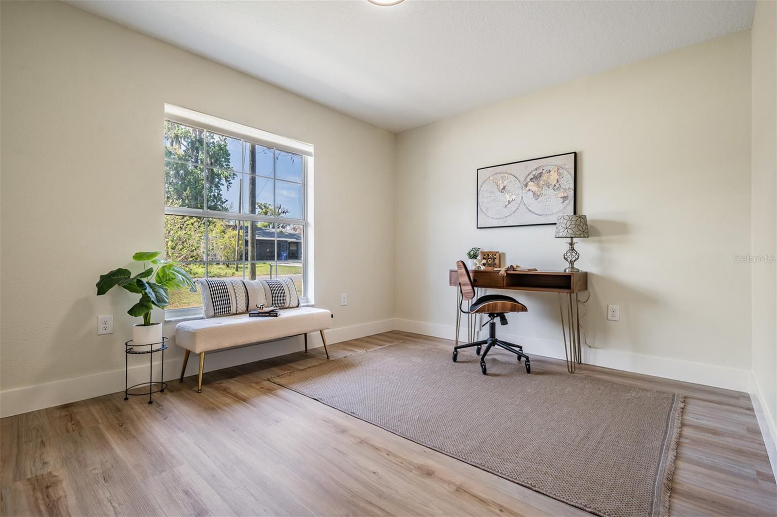 Image 20 of 32 For 15316 17th Street