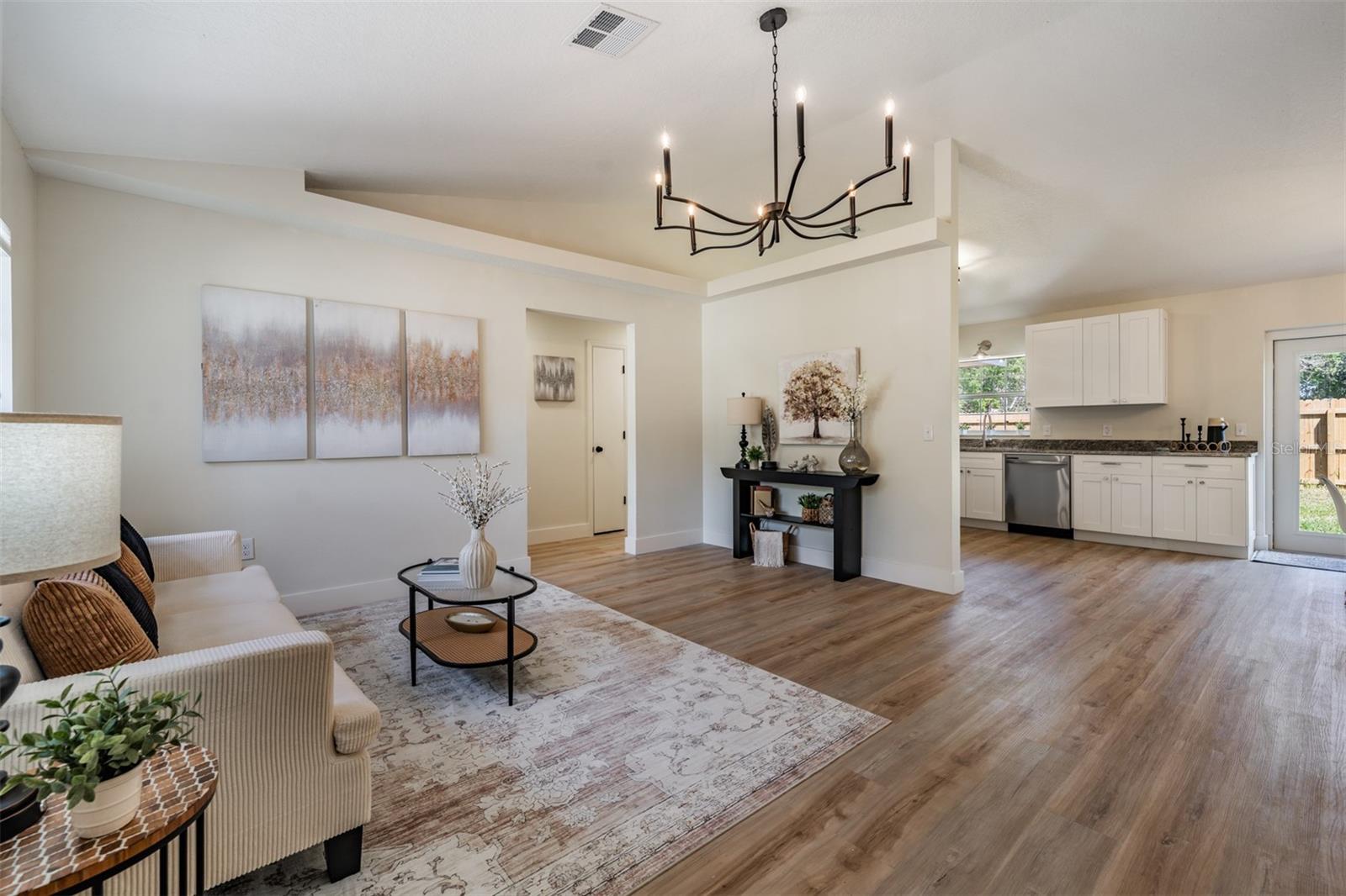 Image 5 of 32 For 15316 17th Street