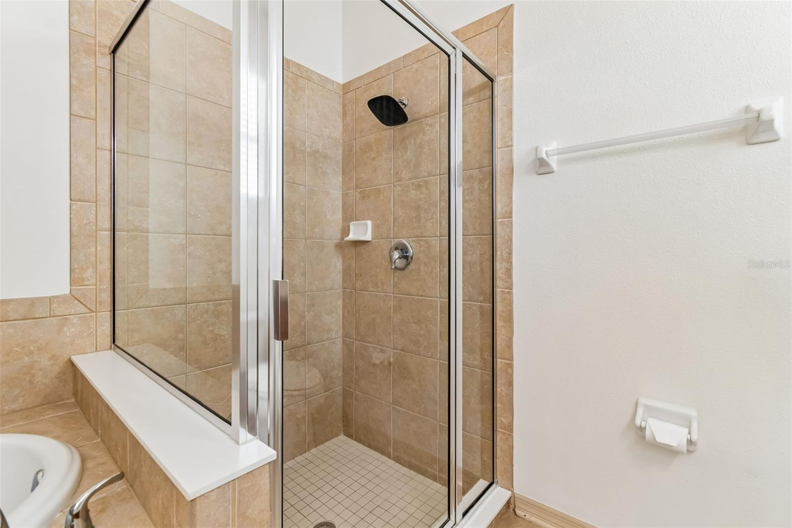 Image 22 of 51 For 12831 Geneva Glade Drive