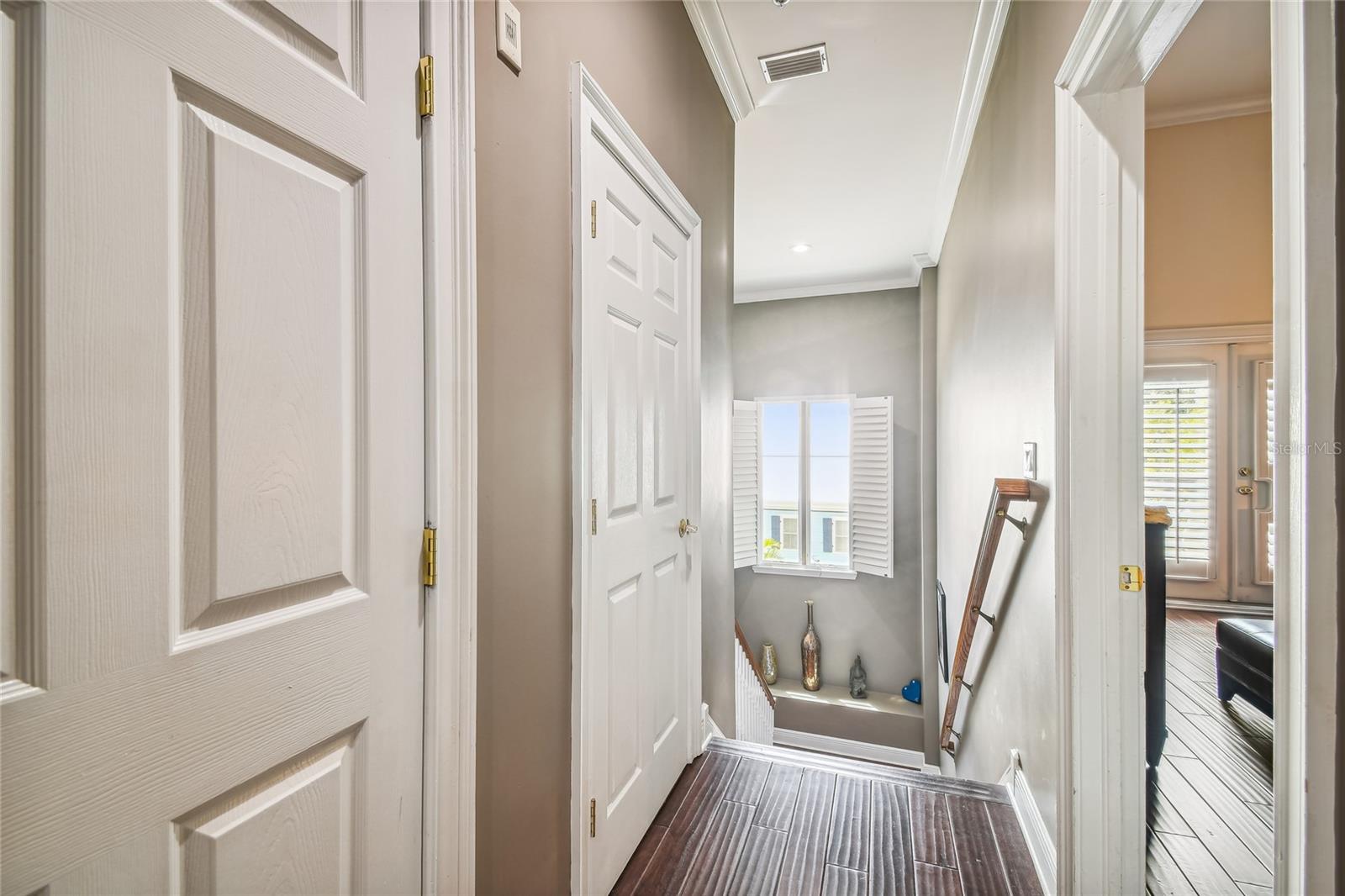 Image 12 of 25 For 1001 Rome Avenue 11