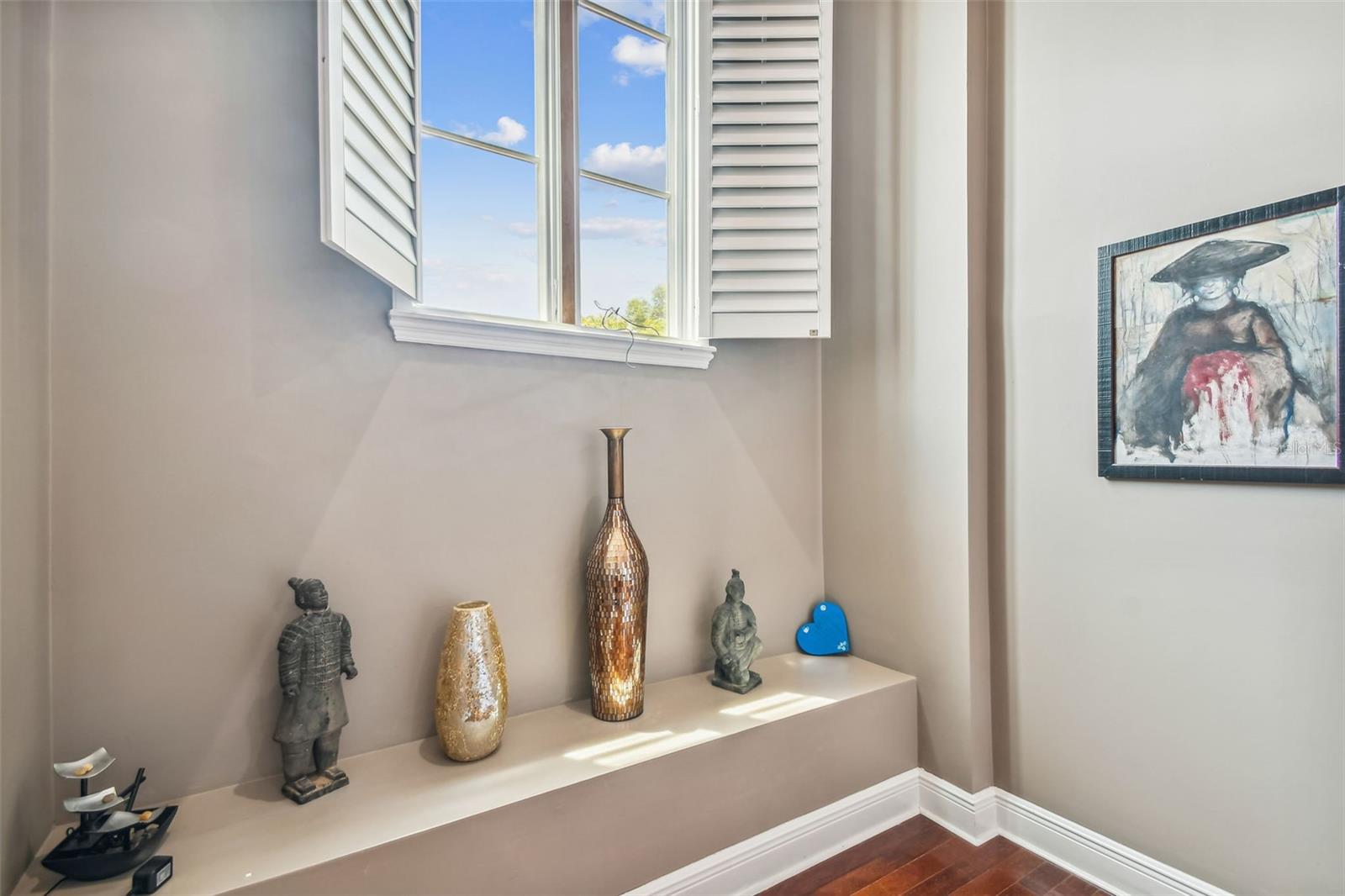 Image 17 of 25 For 1001 Rome Avenue 11