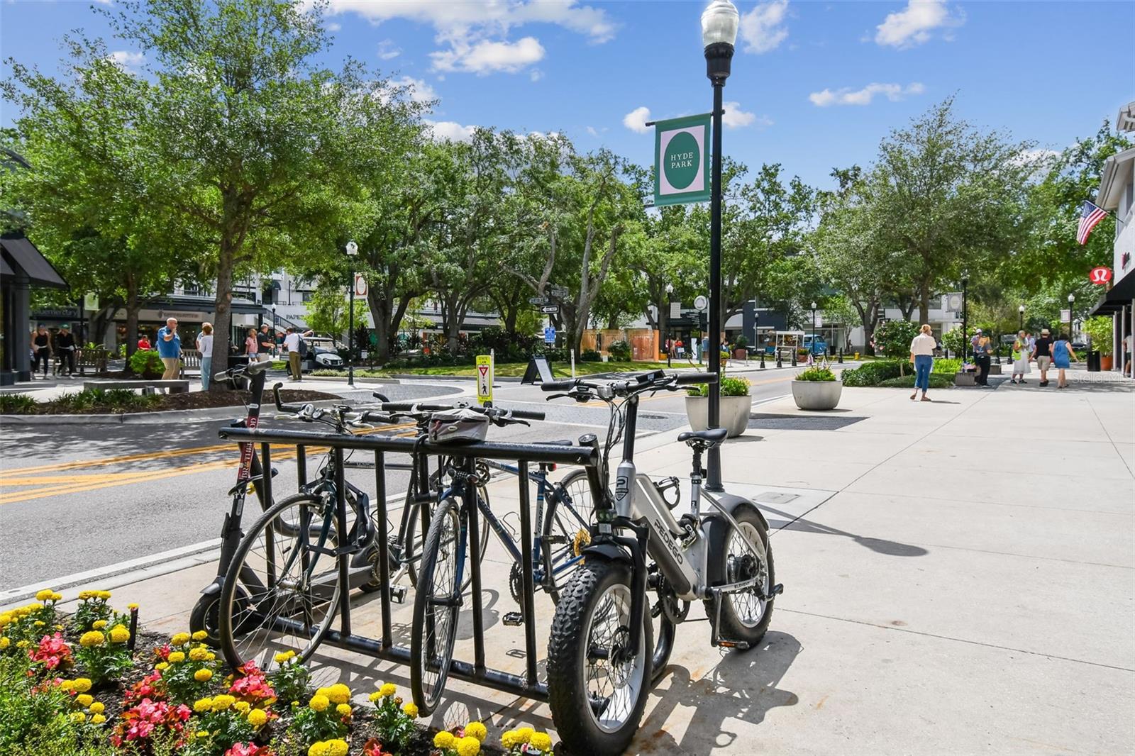 Image 22 of 25 For 1001 Rome Avenue 11