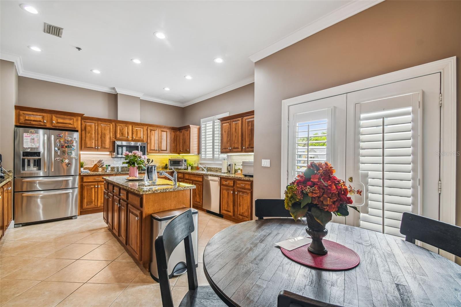 Image 9 of 25 For 1001 Rome Avenue 11