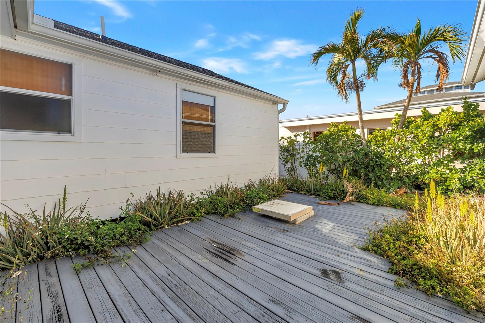 Image 10 of 38 For 601 78th Avenue