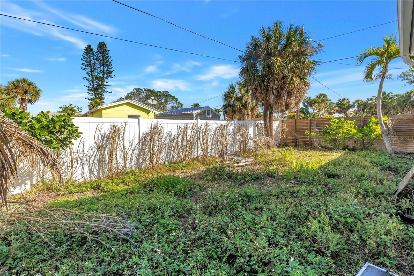 Image 15 of 38 For 601 78th Avenue