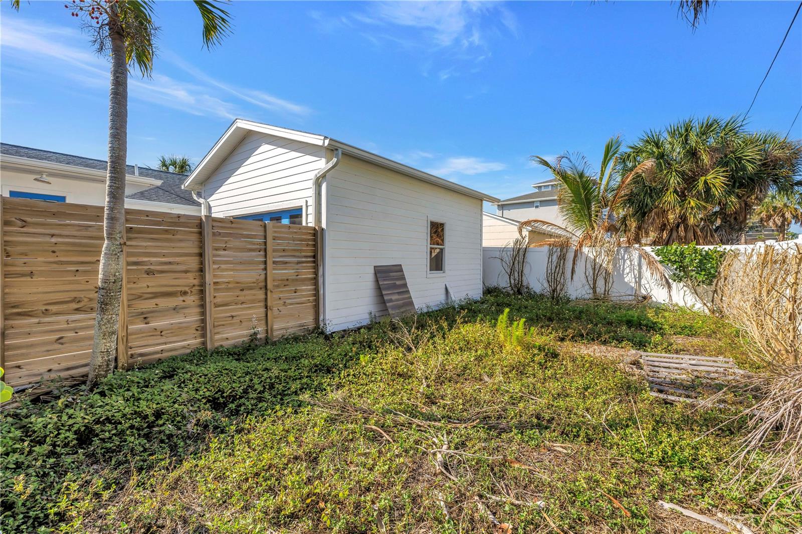 Image 16 of 38 For 601 78th Avenue