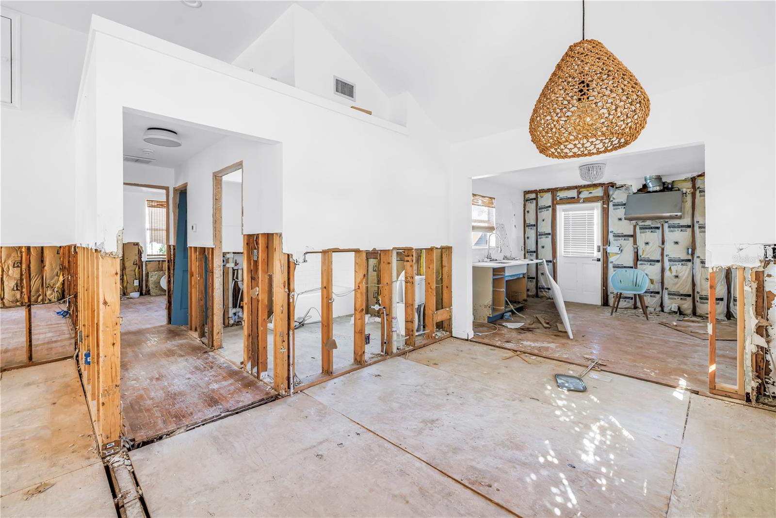 Image 26 of 38 For 601 78th Avenue