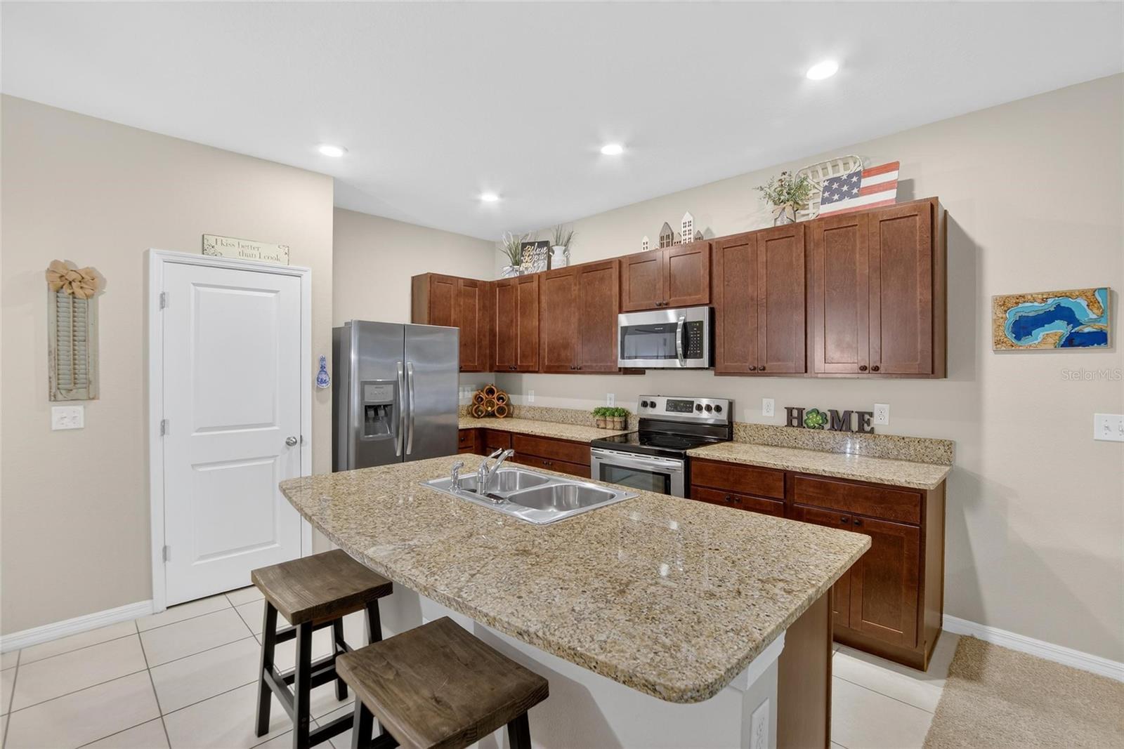 Image 12 of 59 For 3315 Pleasant Willow Court