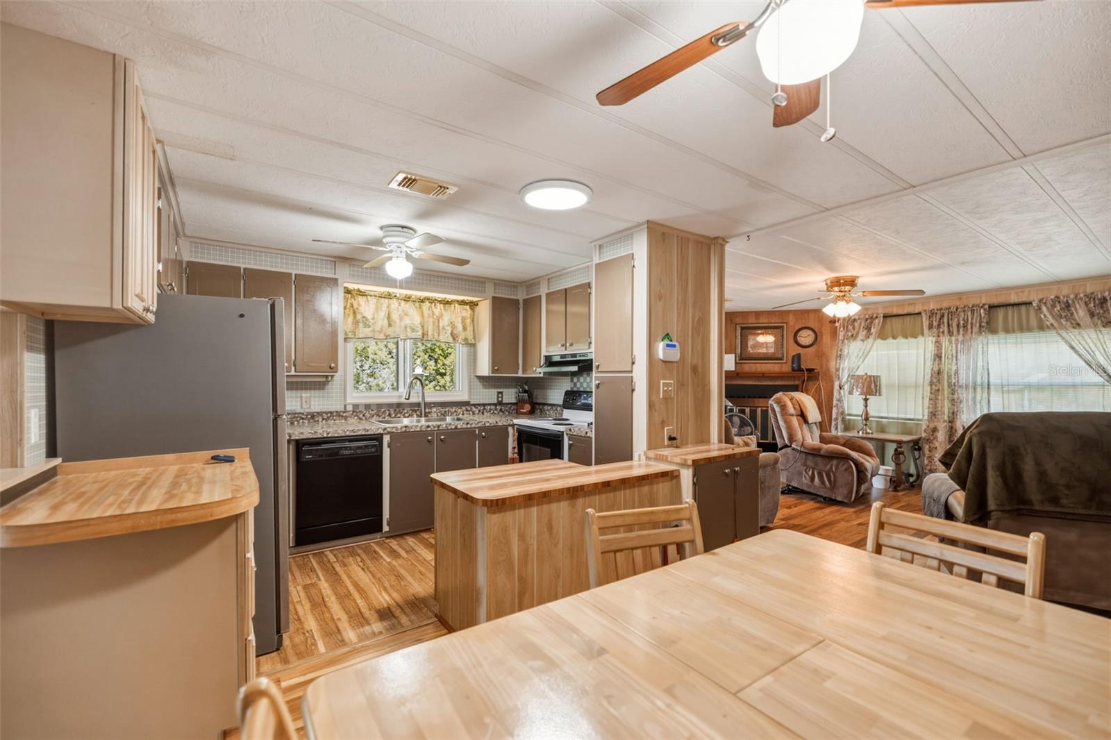 Image 9 of 31 For 5590 Mcdowell Lane