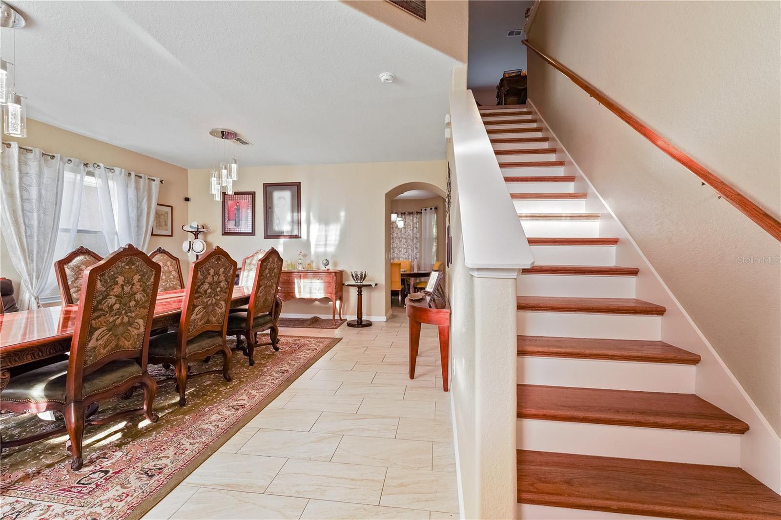 Image 6 of 35 For 10702 Deerberry Drive