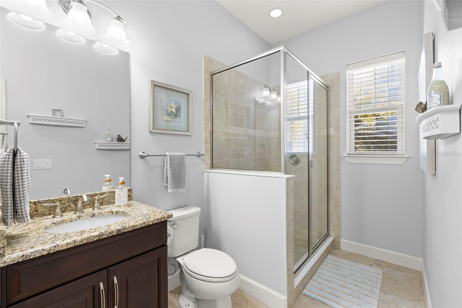 Image 25 of 63 For 5918 Anchorage Way S