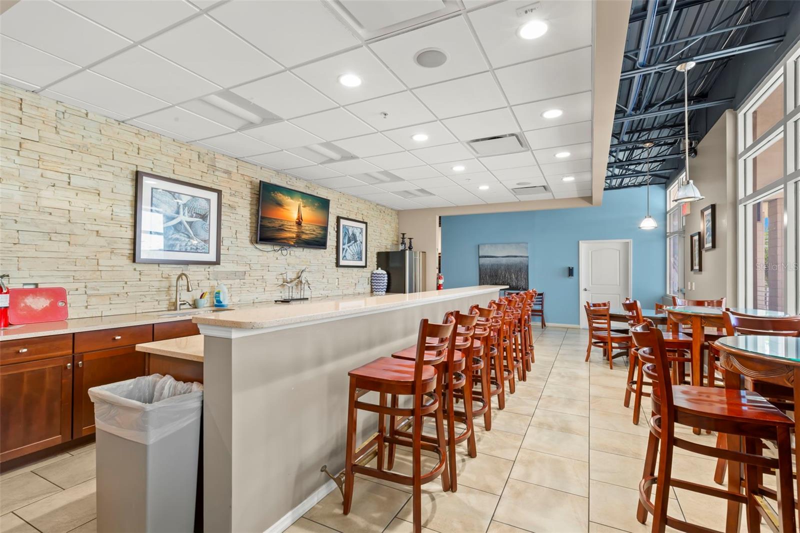 Image 61 of 63 For 5918 Anchorage Way S