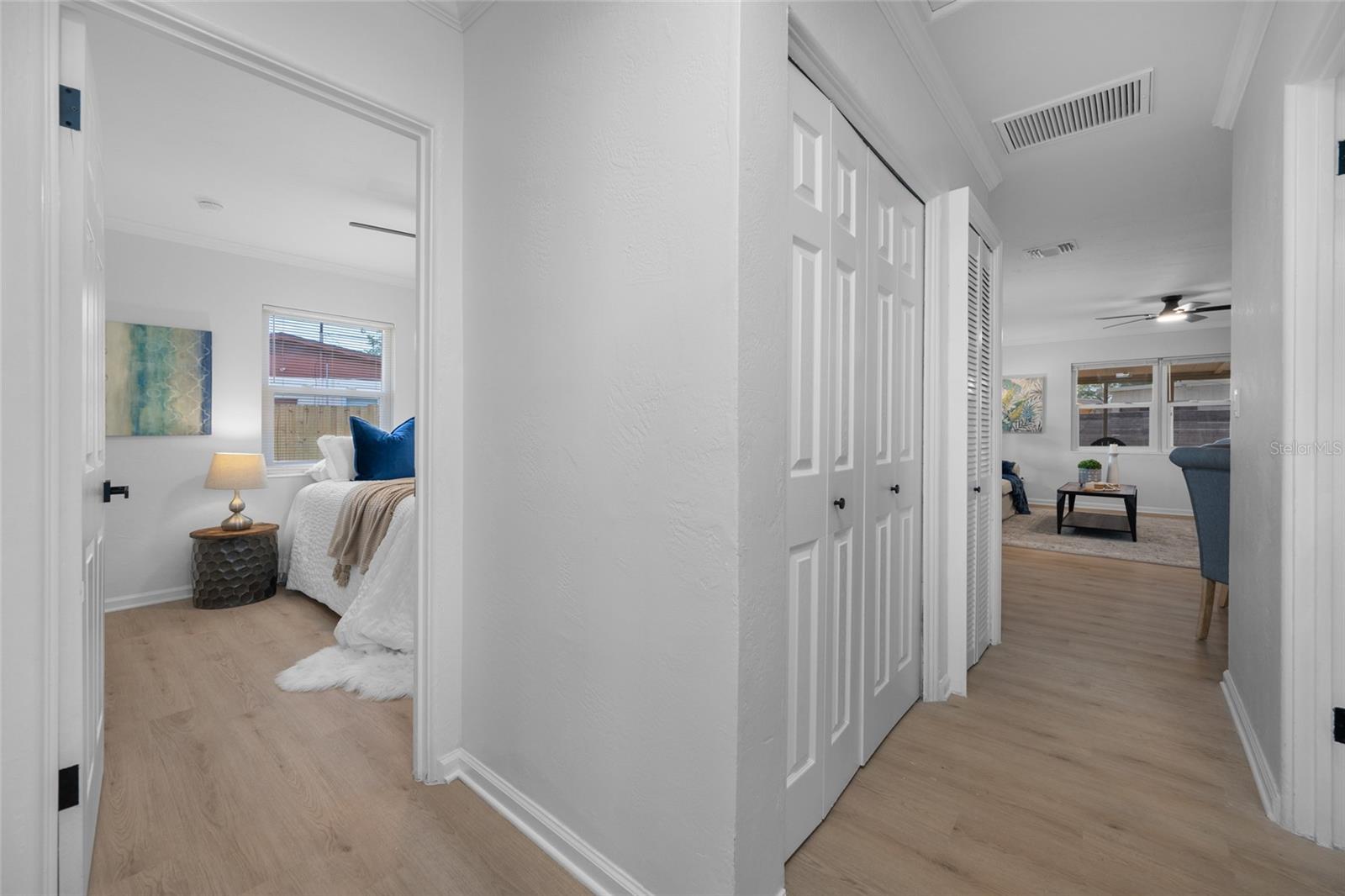 Listing photo id 31 for 1100 81st Avenue N