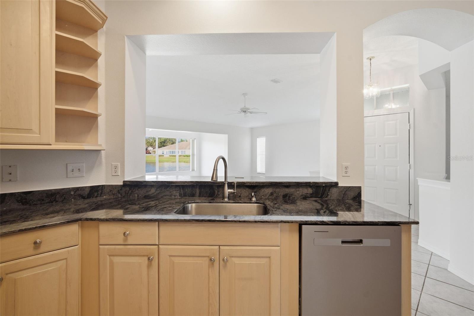 Image 17 of 44 For 704 Tilbury Court 704